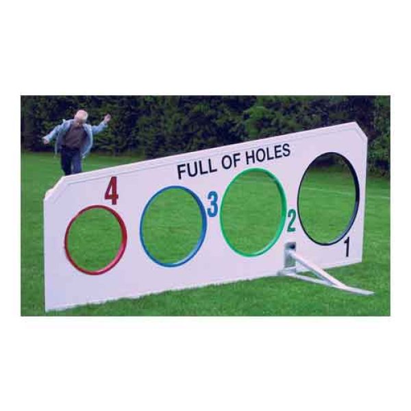 Perete de poarta full of holes